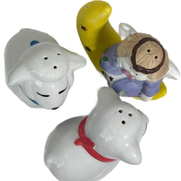 Lot of 2 Ceramic Salt Pepper Shaker Set Lambs and Angel Sitting on Crescent Moon - Picture 6 of 10